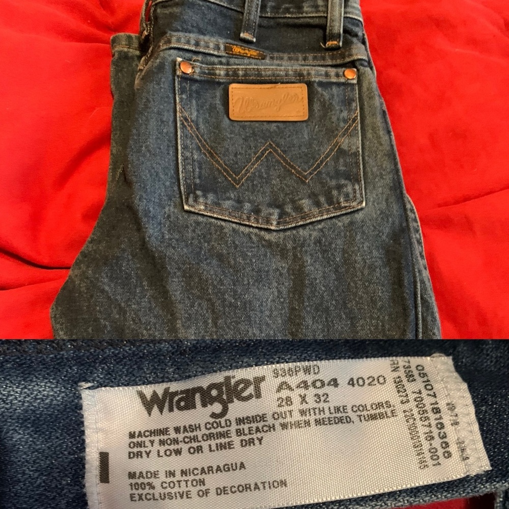 Wrangler jeans 28x30. No hopes or stains.